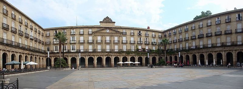 File:Plaza Nueva Panorámica - panoramio.jpg