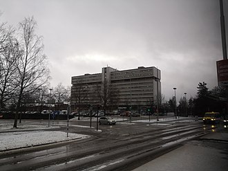 Pohjolatalo, an office building made of concrete in the city center of Kouvola in Kymenlaakso, Finland Pohjolatalo Kouvola 001.jpg