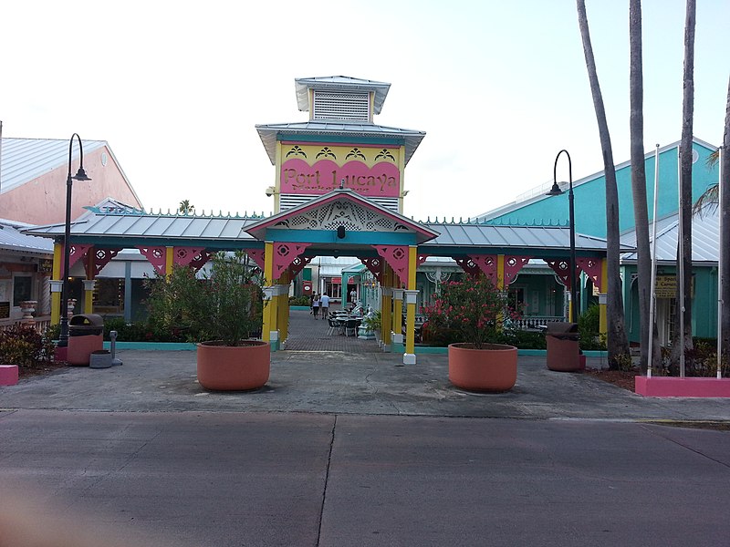 File:Port Lucaya Marketplace - panoramio.jpg