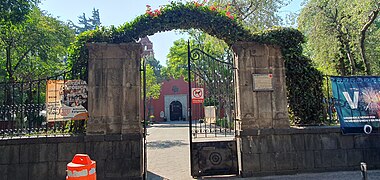 Portal - Santo Domingo de Guzmán - Mixcoac - Mexico 2024.jpg