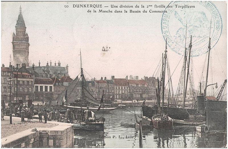 File:Postcard- Dunkerque - Une division de la 2me flotille des Torpilleurs de la Manche dans le bassin du Commerce. (6270428386).jpg