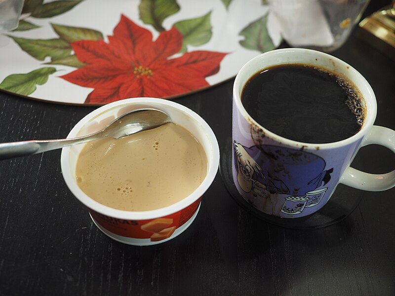 File:Protein pudding and coffee.jpg