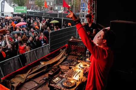 Quintino - KingsDay Groningen 2014.png