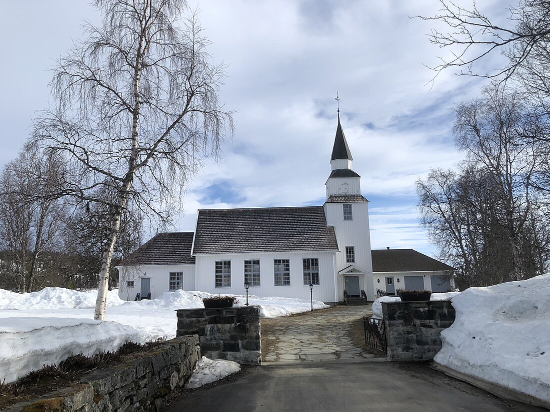 File:Røyrvik kirke 2022 05.jpg