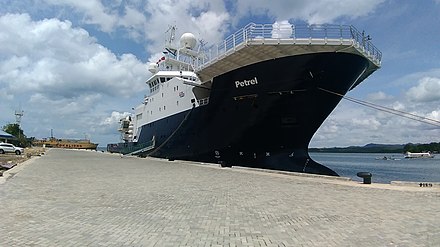 RV Petrel arriving at Surigao City in 2018