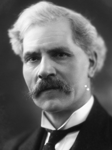 File:Ramsay-MacDonald (cropped).jpg