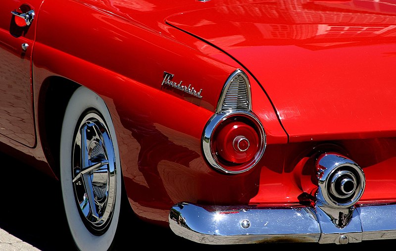 File:Red Thunderbird.jpg