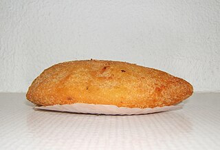 <span class="mw-page-title-main">Rissole</span> European dish of meat covered in pastry