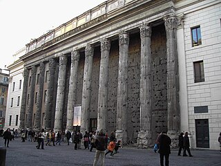 Templo de Adriano en piazza di Pietra
