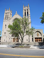 SacredHeartCathedralRochesterNewYorkEntrance.JPG