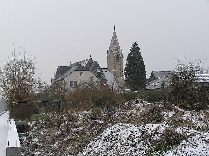 File:Sankt Cyriakus im Winter.JPG