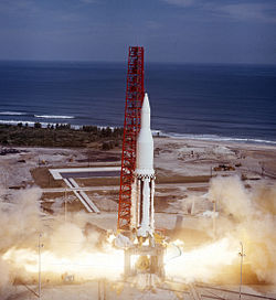 SA-3, 16 Kasım 1962'de LC-34 fırlatma rampasından kalkıyor.
