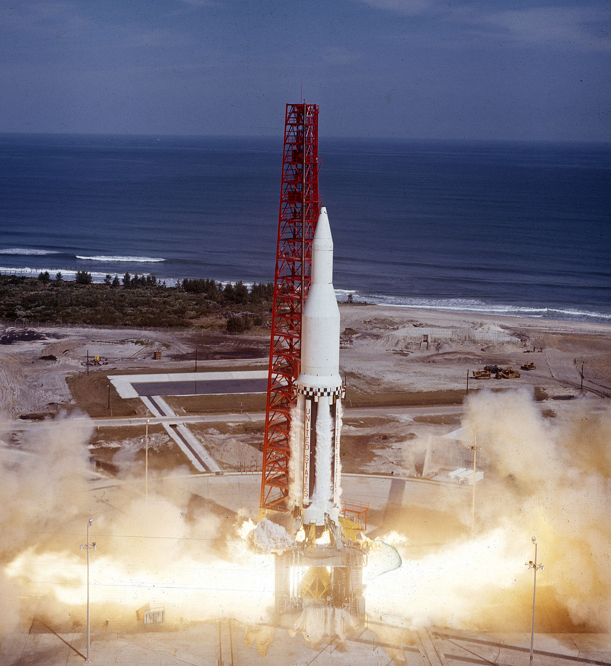 Saturn I SA-3 - 16.11.1962 1200px--Saturn_I_(SA-3)_Launch