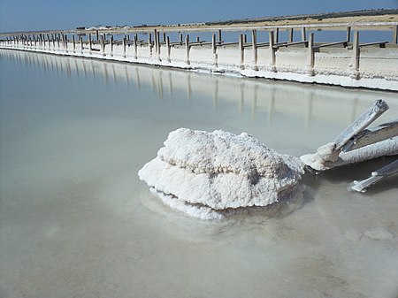 Sebkhet Sidi Alhani Salt.jpg