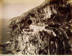 Sommer, Giorgio (1834-1914) - n. 2037 - Amalfi - Grand Hotel dei Cappuccini.jpg