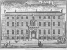 1754 engraving of Old South Sea House, the headquarters of the South Sea Company, which burned down in 1826, on the corner of Bishopsgate Street and Threadneedle Street in the City of London SouthSeaHouse Stowe'sSurveyOfLondon 1754.PNG