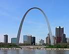 St Louis Gateway Arch.jpg 