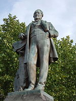 Statue de François Gracchus Cabrol