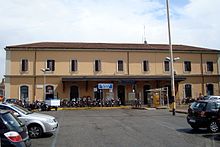 Stazione Tuscolana Roma.JPG