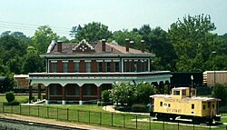 The Texas & Pacific Depot's Railway Museum T&P Depot.jpg