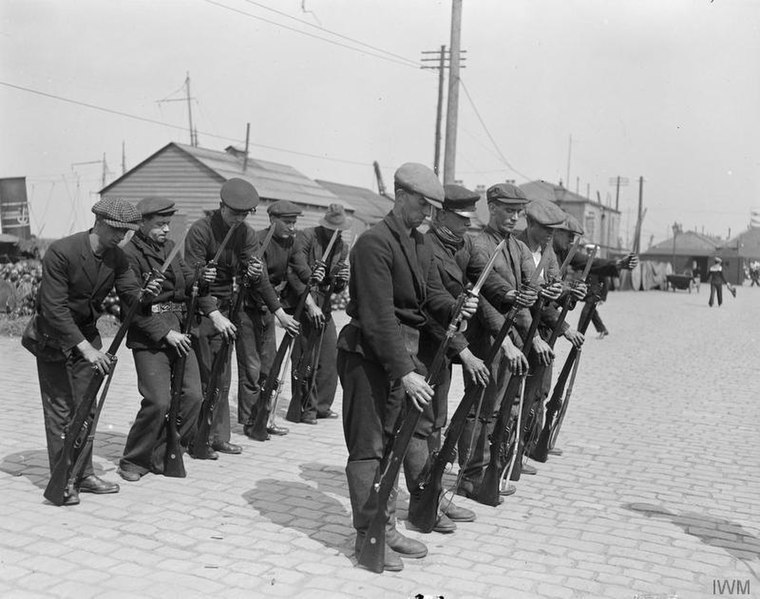 File:The Royal Navy on the Home Front, 1914-1918 Q18972.jpg