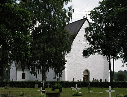 How to get to Tierps Kyrka with public transit - About the place