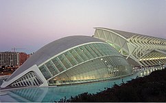 L'Hemisfèric en la Ciudad de las Artes y de las Ciencias (Valencia, España)