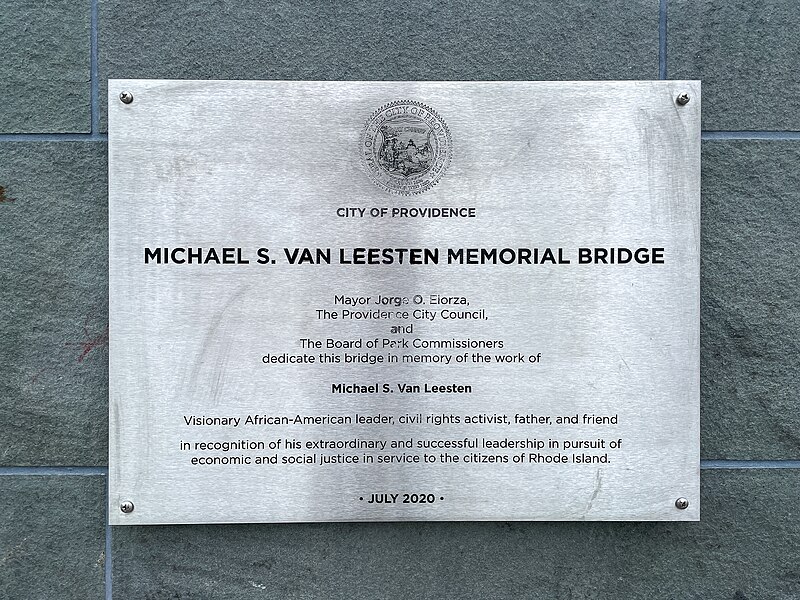 File:Van Leesten Memorial Bridge dedication plaque.jpg