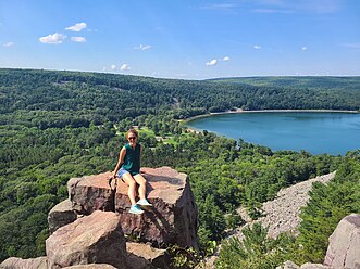 View of Devil's Lake from near Devil's Doorway.jpg