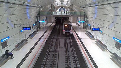 Vista de la estación de metro de Intxaurrondo.jpg