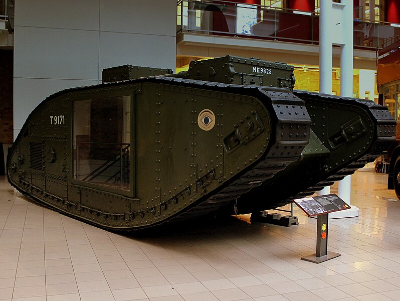 File:WW1 BRITISH MARK V TANK AT THE IMPERIAL WAR MUSEUM SOUTH LAMBETH LONDON OCT 2012 (8355411916).jpg