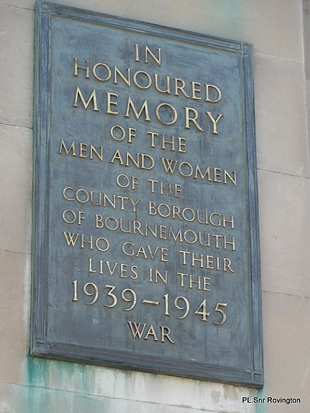 File:War Memorial Bournemouth - panoramio.jpg