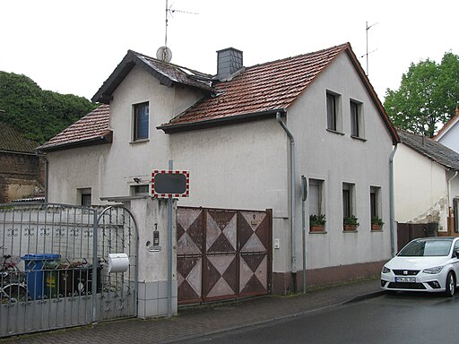 Weingartenstraße 9, 1, Hattersheim am Main, Main-Taunus-Kreis