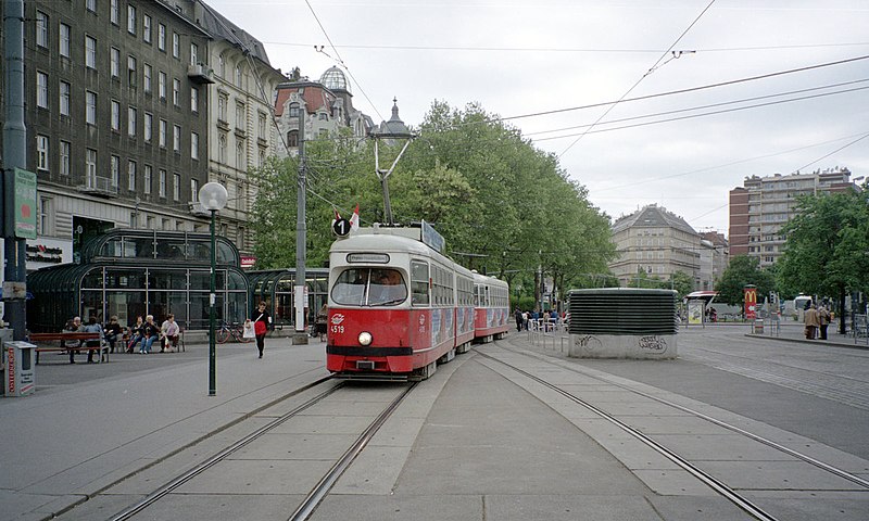 File:Wien-wiener-linien-sl-1-1042730.jpg