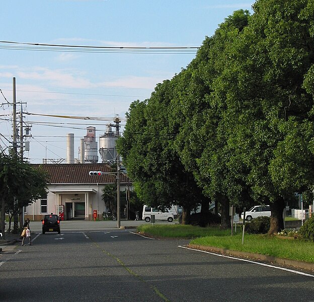 File:Yamada-Kamiguchi Station entry.JPG