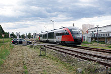 Bild aus den letzten Betriebstagen des Personenverkehrs: Dieseltriebwagen ÖBB 5022 bei der Einfahrt in den Bahnhof Oberwart