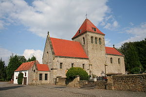 The Saint Gaugericus' church (XIth century).