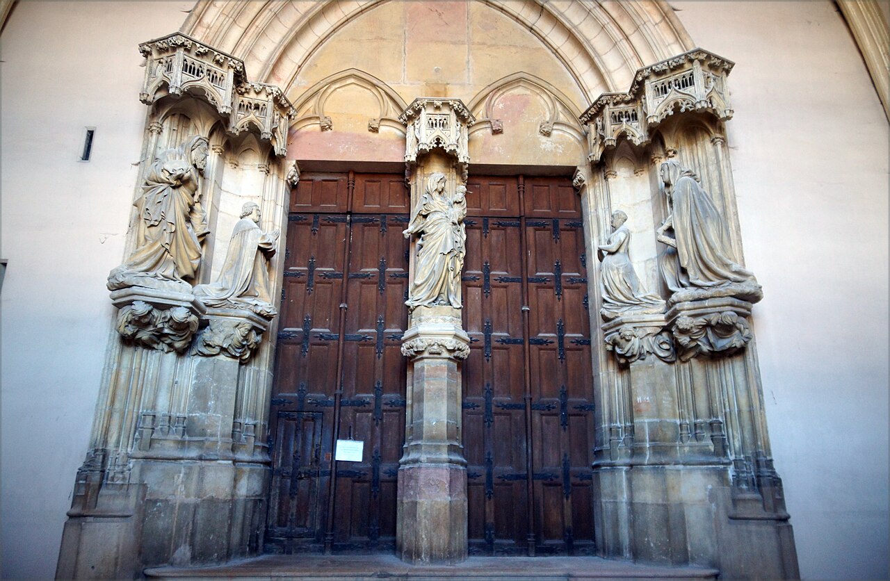 claus sluter portal of the chartreuse de champmol