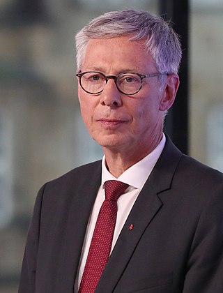 <span class="mw-page-title-main">Carsten Sieling</span> German politician