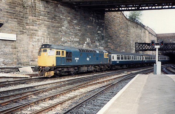 27005 at Glasgow Queen Street.