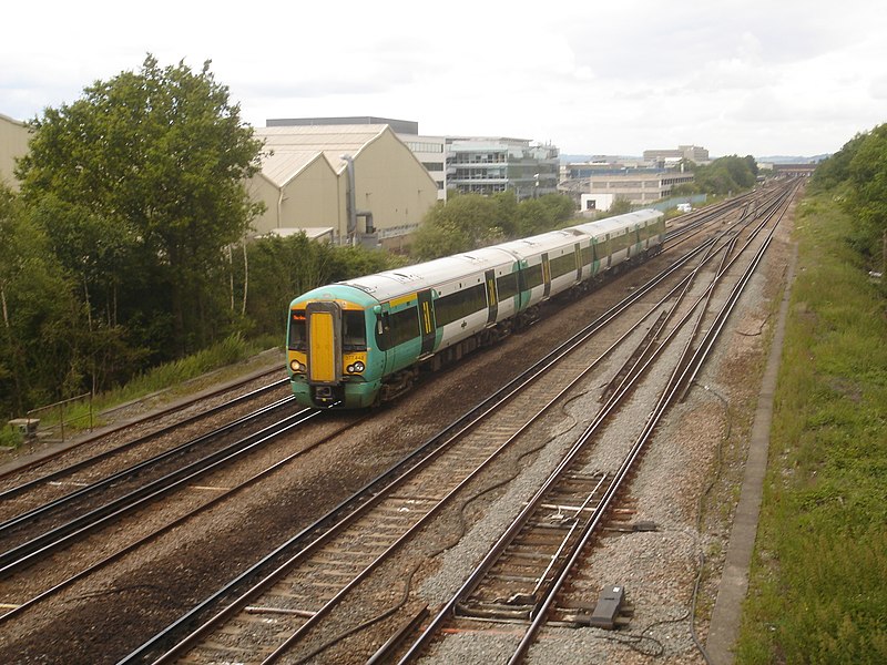 File:377448 at Tinsley Green.JPG