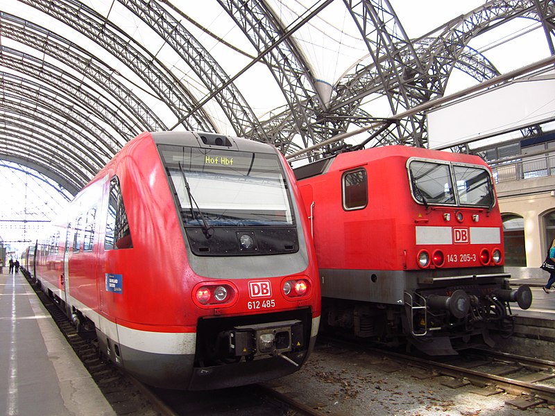 File:612 485 Dresden Hauptbahnhof.jpg