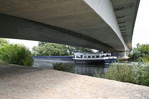 Mainbrücke Oberndorf: Konstruktion, Bauausführung, Siehe auch