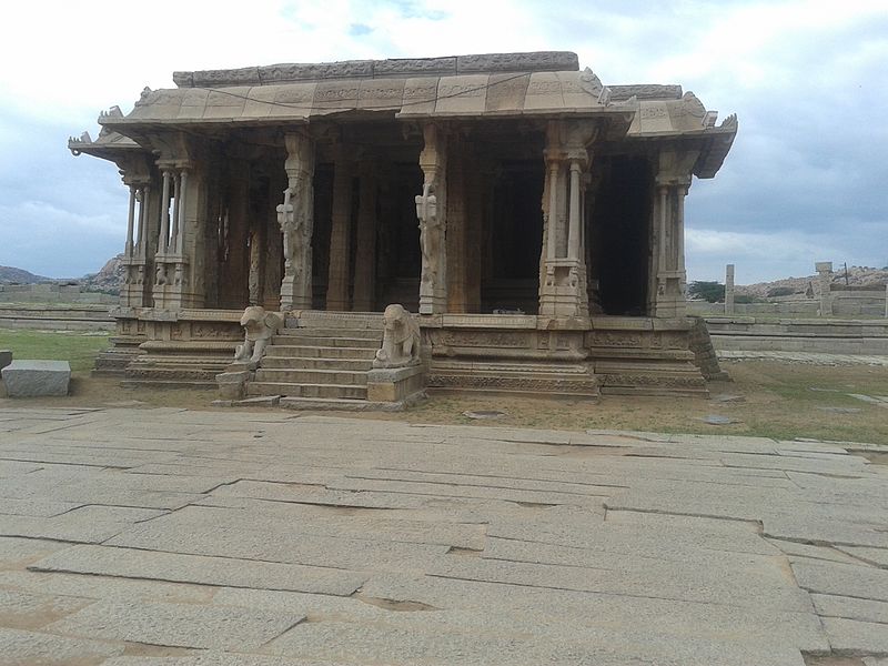 File:A Monument in Vijayanagara Kingdom, Hampi, Karnataka.jpg