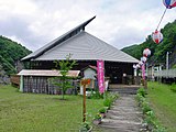 駅に隣接する丸森町地域産業伝承館（2003年7月）