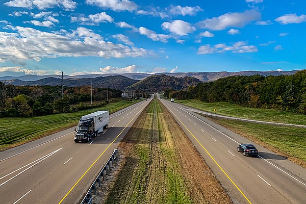 US 25E looking north toward Clinch Mountain in Bean Station