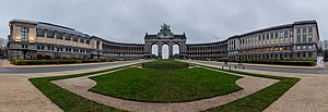 Miniatura para Arco del Cincuentenario