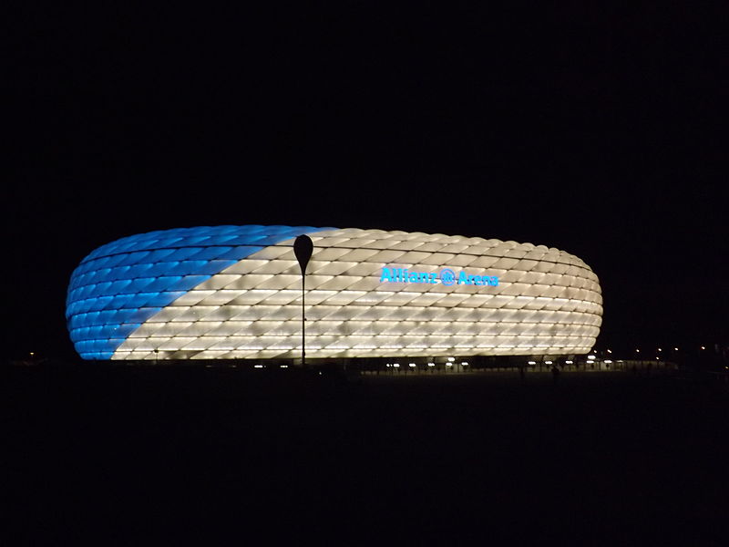 File:Arena Allianz.JPG