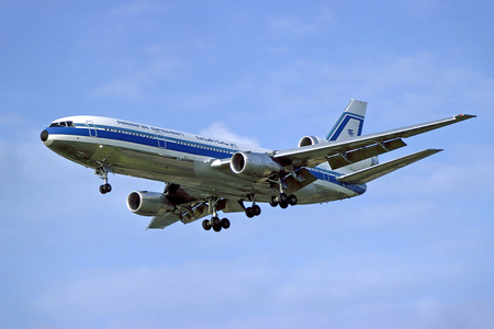 Fail:Ariana Afghan Airlines DC-10-30 YA-LAS 1980-8-10.png