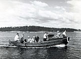 Båtliv ved Arendal, truleg på 1960-talet Foto: Birger Dannevig/Riksarkivet